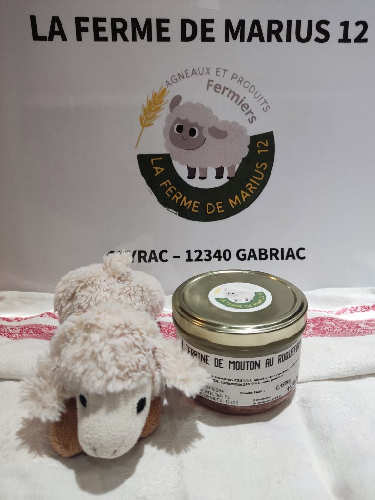Terrine de mouton au Roquefort. Vente directe à la ferme en Aveyron