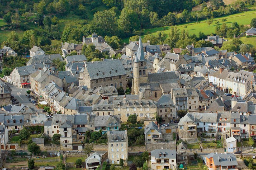 Visitez St Come d'Olt - Aveyron